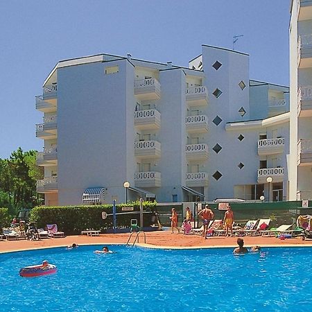 Residenza Rubin Apartment Lignano Sabbiadoro Exterior photo